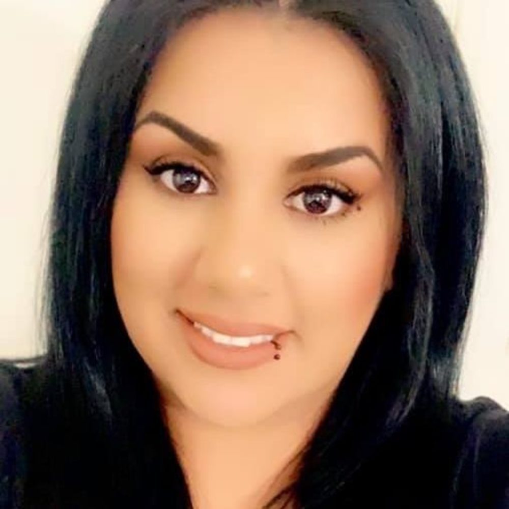Meet your Posher, Denise